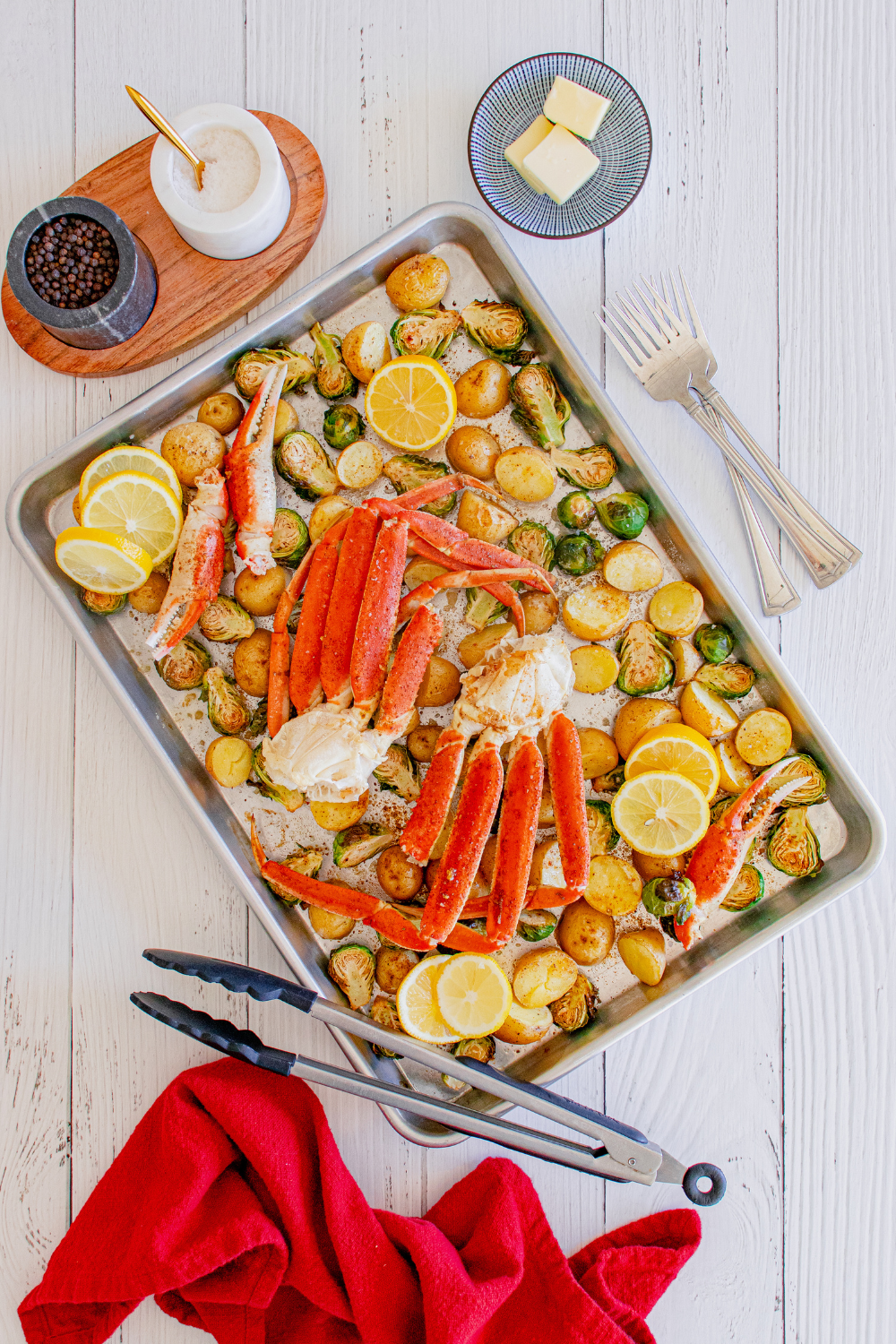 (Pre-Sale) Sheet Pan Crab Legs with Brussels Sprouts & Baby Potatoes - Set 2