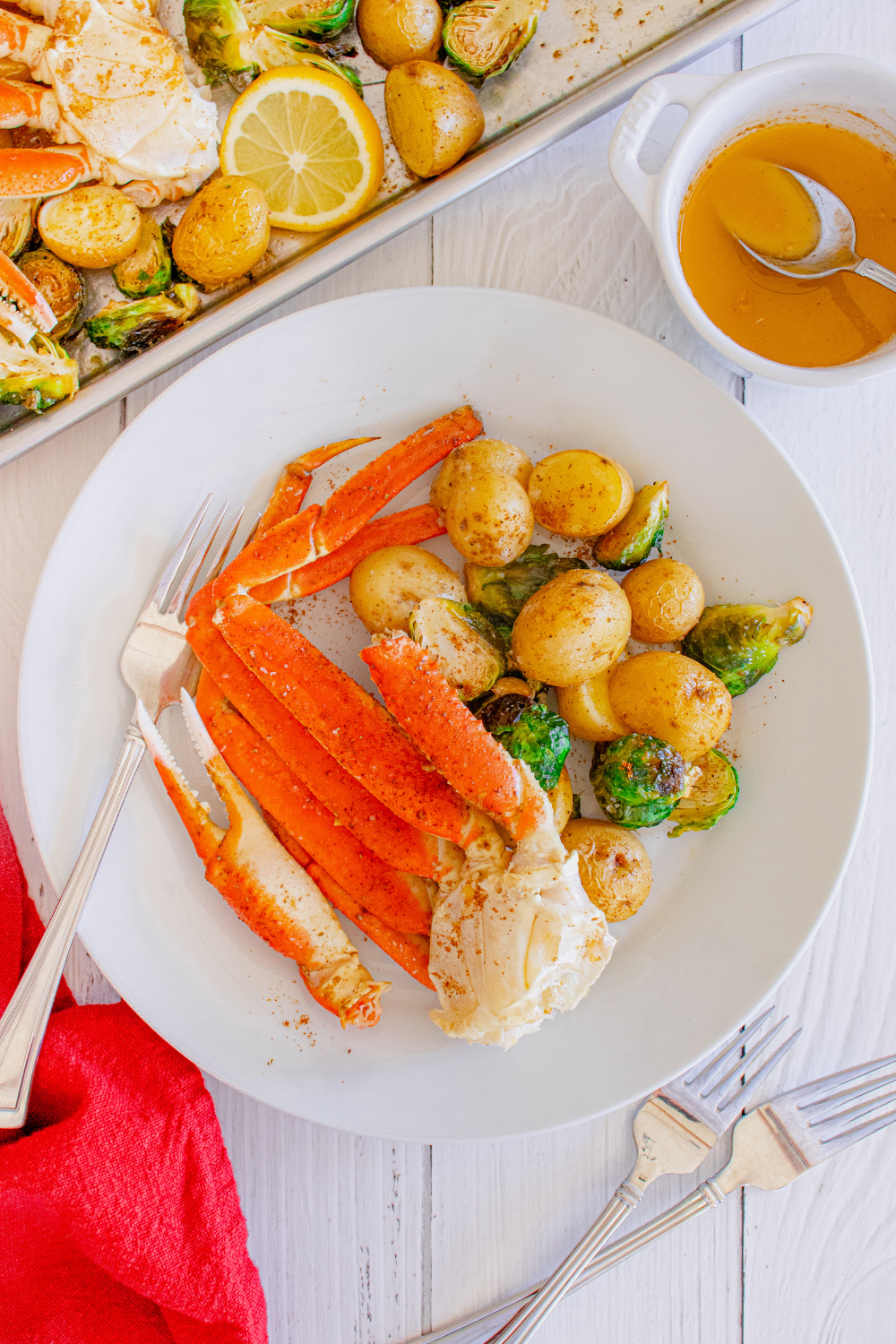 (Pre-Sale) Sheet Pan Crab Legs with Brussels Sprouts & Baby Potatoes - Set 2